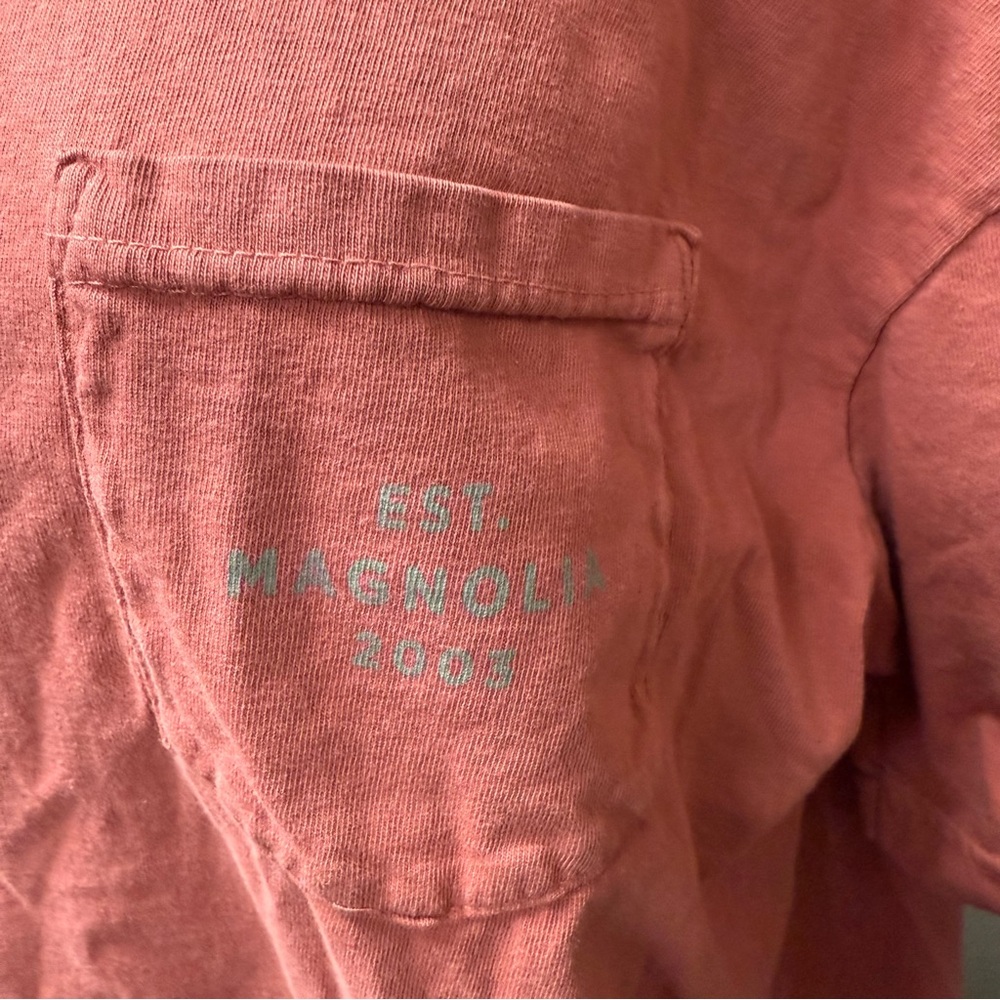 Magnolia Silos Waco TX Graphic Pocket Tee Coral Pink Cotton XL Unisex - Picture 2 of 7